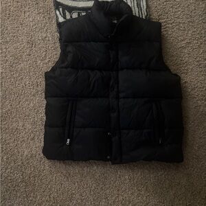 Old Navy Men's Dark Puffer Vest Dark Navy Blue extra large #winter#warm